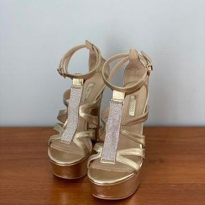 Guess heels